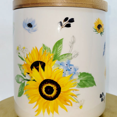 Sunflowers and Hydrangeas Canister Candle